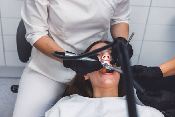 Best Emergency Dental Extractions in Leavittsburg, OH